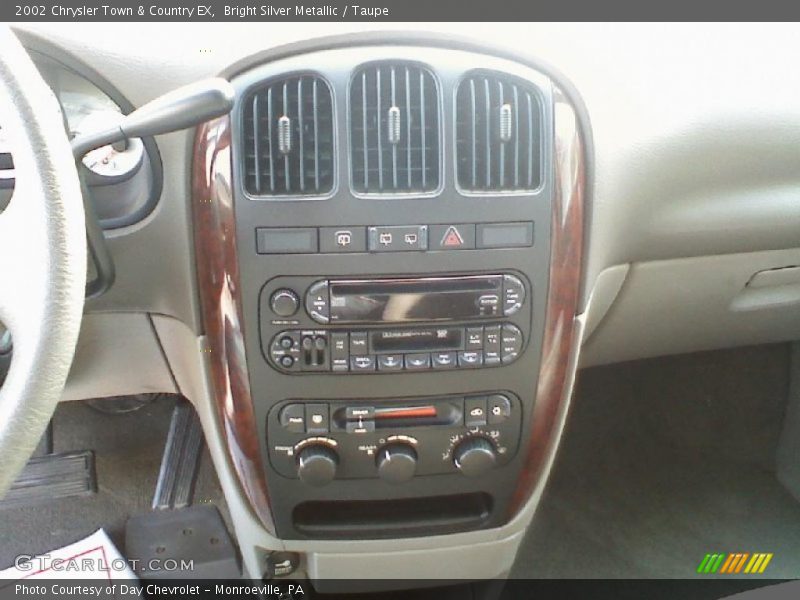 Bright Silver Metallic / Taupe 2002 Chrysler Town & Country EX