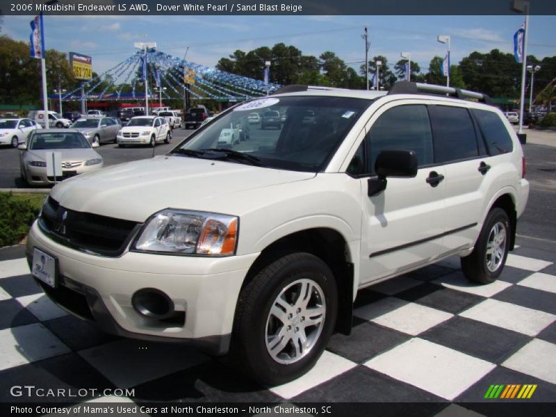 Dover White Pearl / Sand Blast Beige 2006 Mitsubishi Endeavor LS AWD
