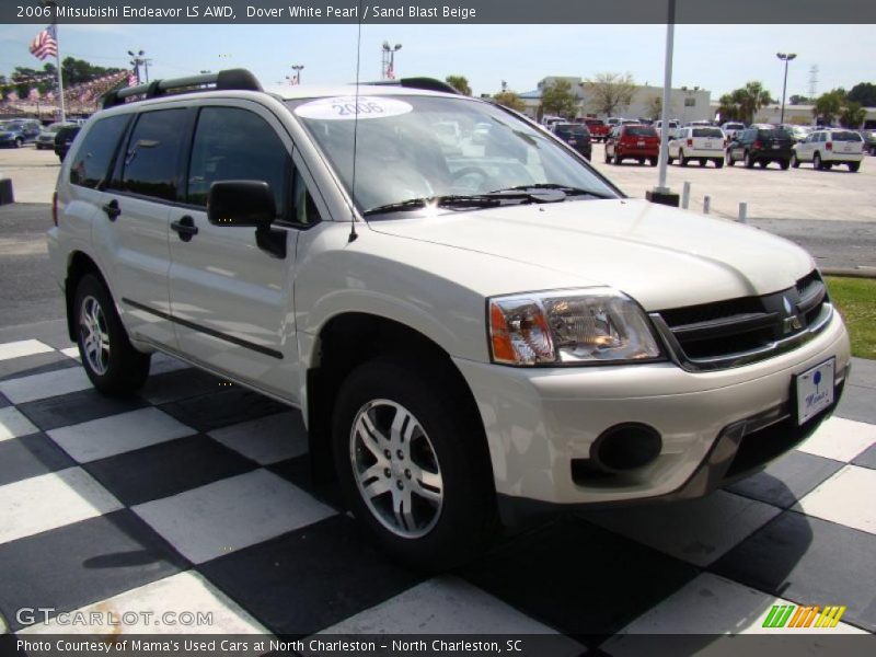Dover White Pearl / Sand Blast Beige 2006 Mitsubishi Endeavor LS AWD