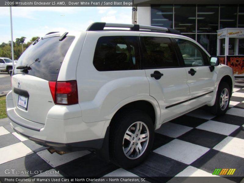 Dover White Pearl / Sand Blast Beige 2006 Mitsubishi Endeavor LS AWD