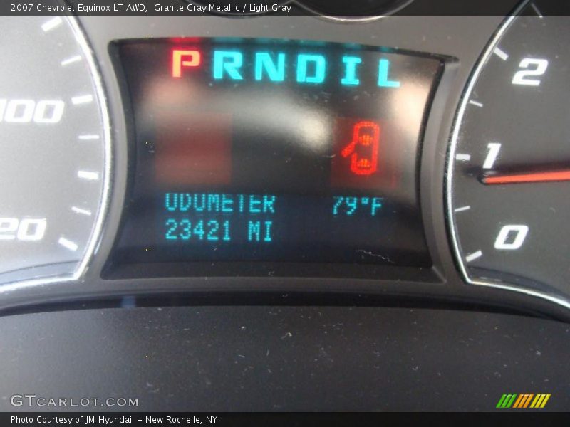 Granite Gray Metallic / Light Gray 2007 Chevrolet Equinox LT AWD