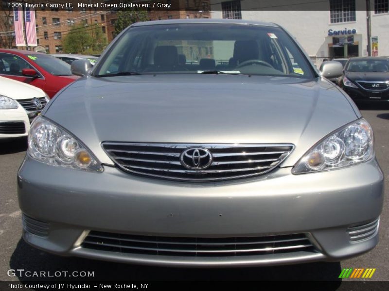 Mineral Green Opalescent / Gray 2005 Toyota Camry LE