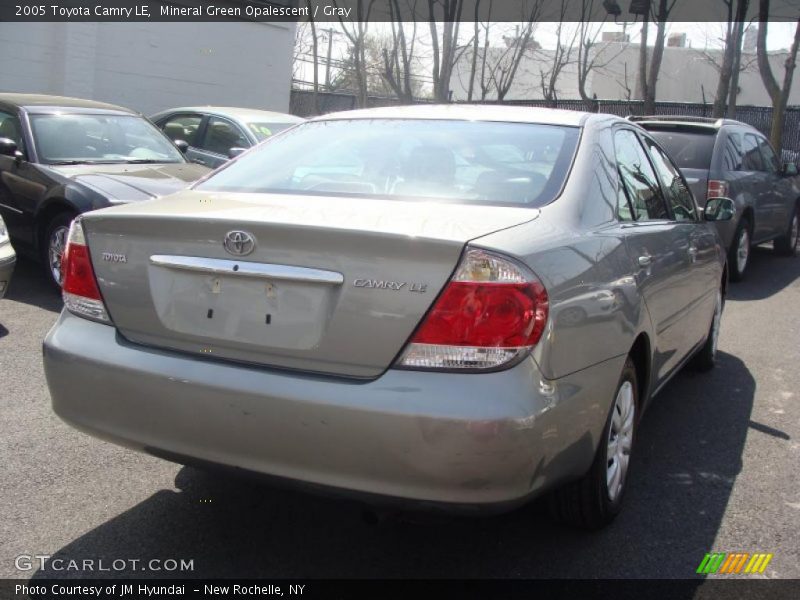 Mineral Green Opalescent / Gray 2005 Toyota Camry LE