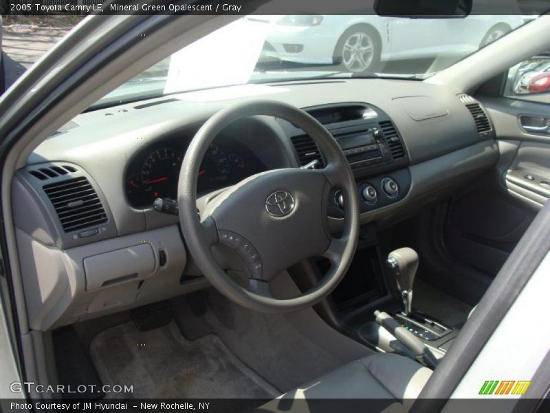 Mineral Green Opalescent / Gray 2005 Toyota Camry LE