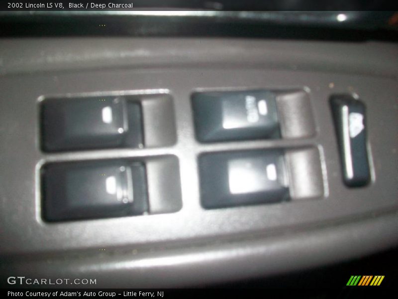 Black / Deep Charcoal 2002 Lincoln LS V8