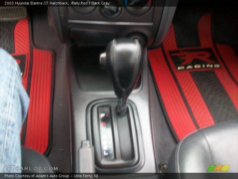 Rally Red / Dark Gray 2003 Hyundai Elantra GT Hatchback