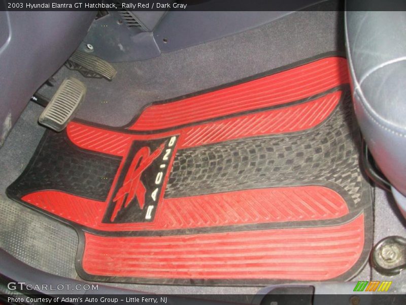 Rally Red / Dark Gray 2003 Hyundai Elantra GT Hatchback
