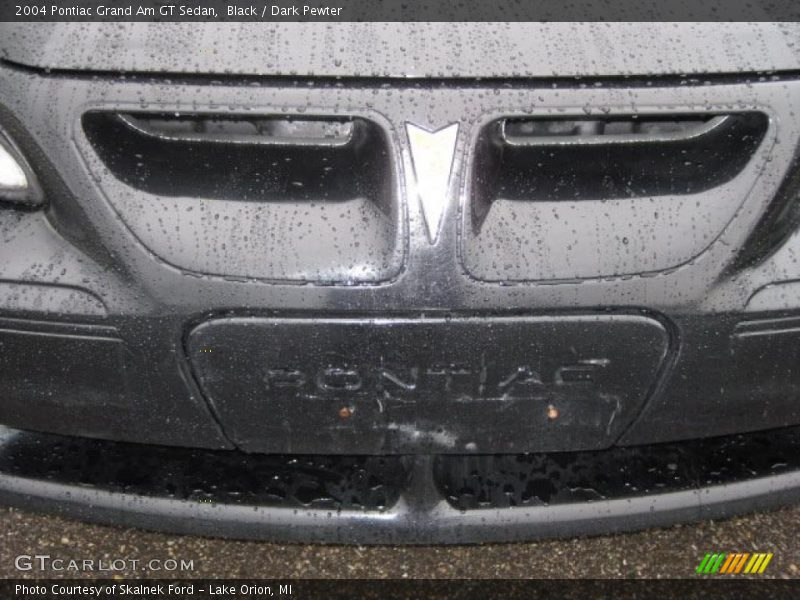 Black / Dark Pewter 2004 Pontiac Grand Am GT Sedan