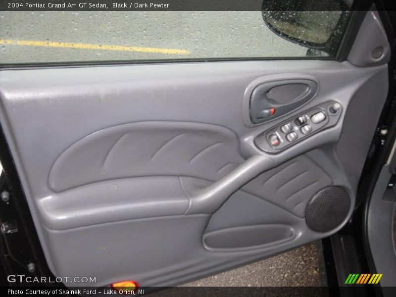Black / Dark Pewter 2004 Pontiac Grand Am GT Sedan