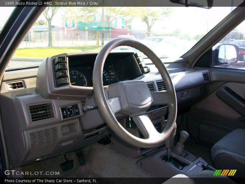 Stratus Blue Mica / Gray 1995 Isuzu Rodeo LS 4WD