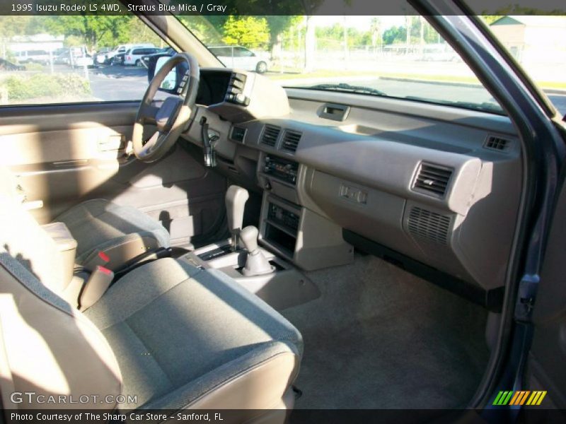 Stratus Blue Mica / Gray 1995 Isuzu Rodeo LS 4WD