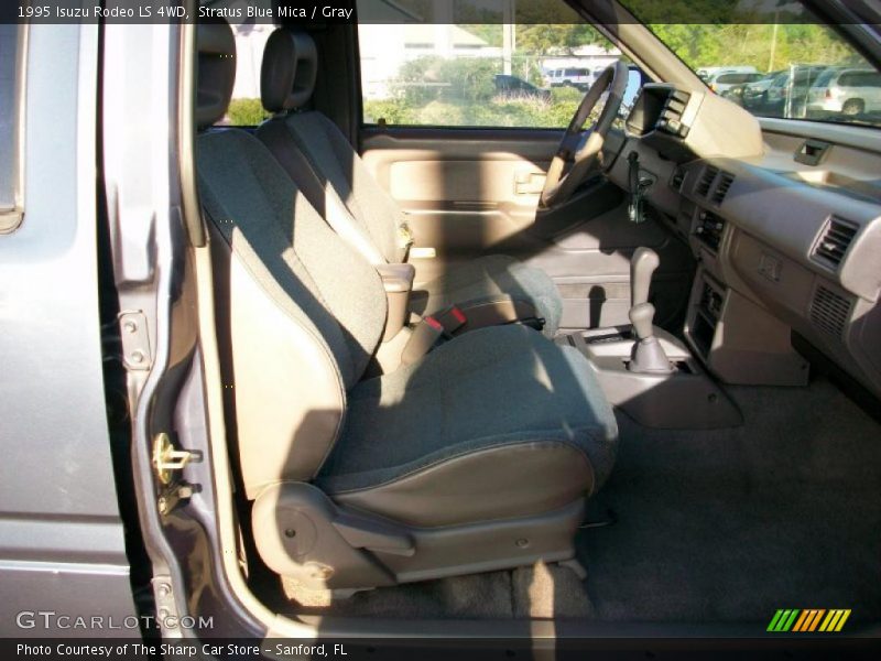 Stratus Blue Mica / Gray 1995 Isuzu Rodeo LS 4WD