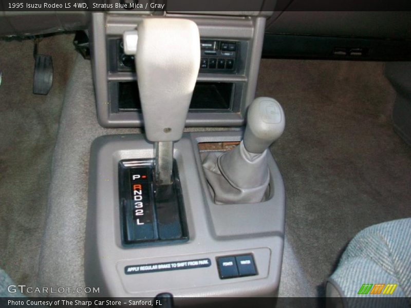 Stratus Blue Mica / Gray 1995 Isuzu Rodeo LS 4WD