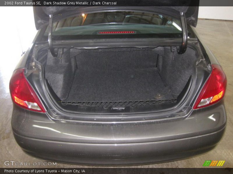 Dark Shadow Grey Metallic / Dark Charcoal 2002 Ford Taurus SE