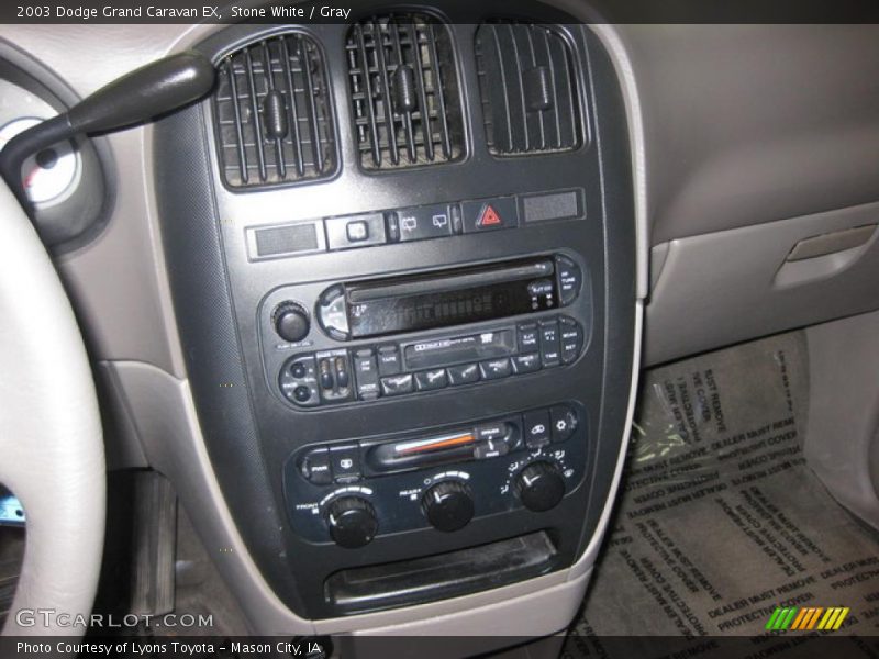Stone White / Gray 2003 Dodge Grand Caravan EX