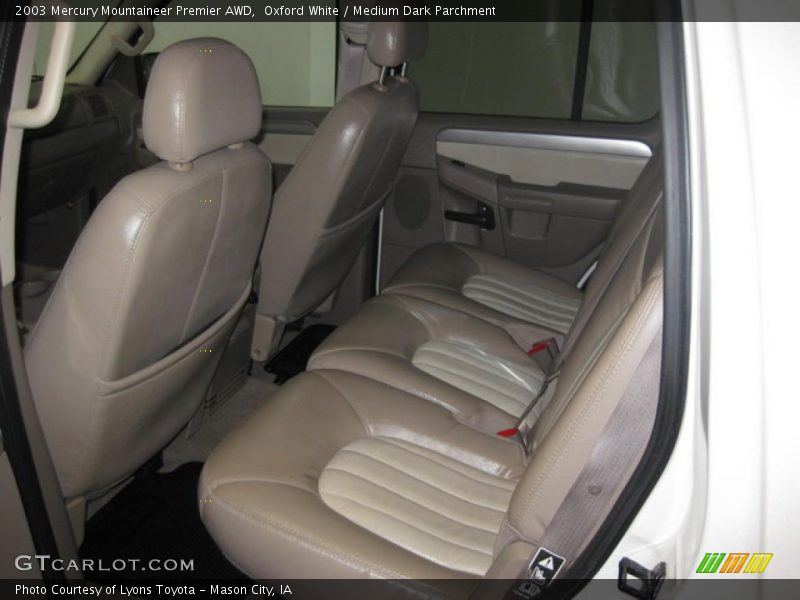 Oxford White / Medium Dark Parchment 2003 Mercury Mountaineer Premier AWD