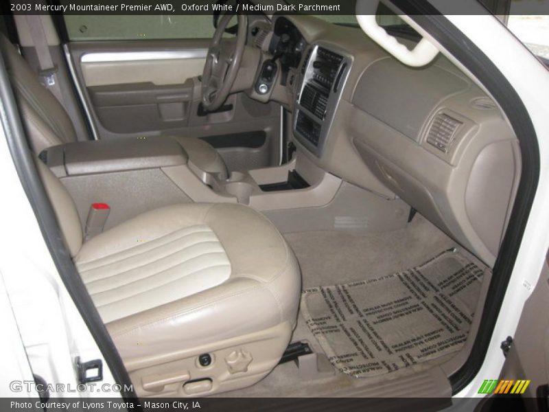Oxford White / Medium Dark Parchment 2003 Mercury Mountaineer Premier AWD
