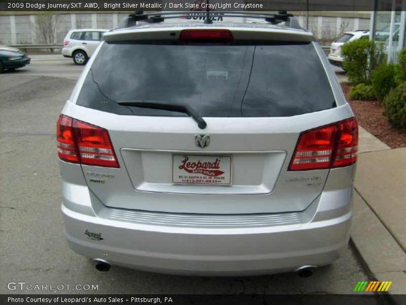 Bright Silver Metallic / Dark Slate Gray/Light Graystone 2009 Dodge Journey SXT AWD
