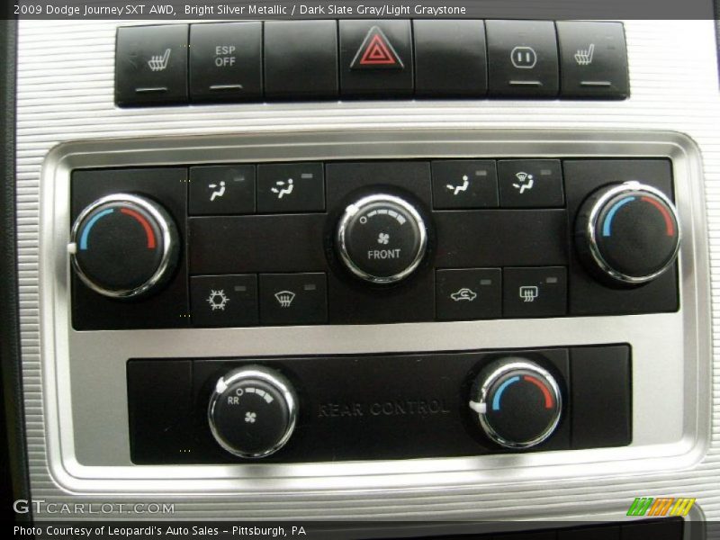 Bright Silver Metallic / Dark Slate Gray/Light Graystone 2009 Dodge Journey SXT AWD