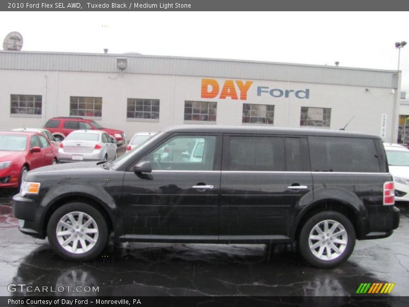 Tuxedo Black / Medium Light Stone 2010 Ford Flex SEL AWD
