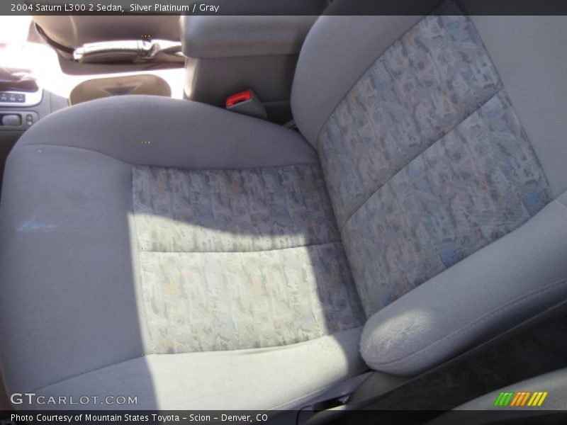 Silver Platinum / Gray 2004 Saturn L300 2 Sedan