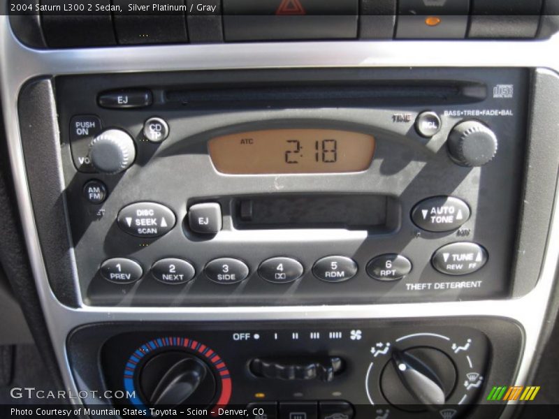 Silver Platinum / Gray 2004 Saturn L300 2 Sedan