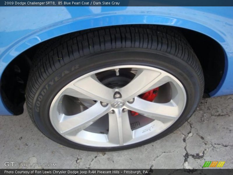 B5 Blue Pearl Coat / Dark Slate Gray 2009 Dodge Challenger SRT8