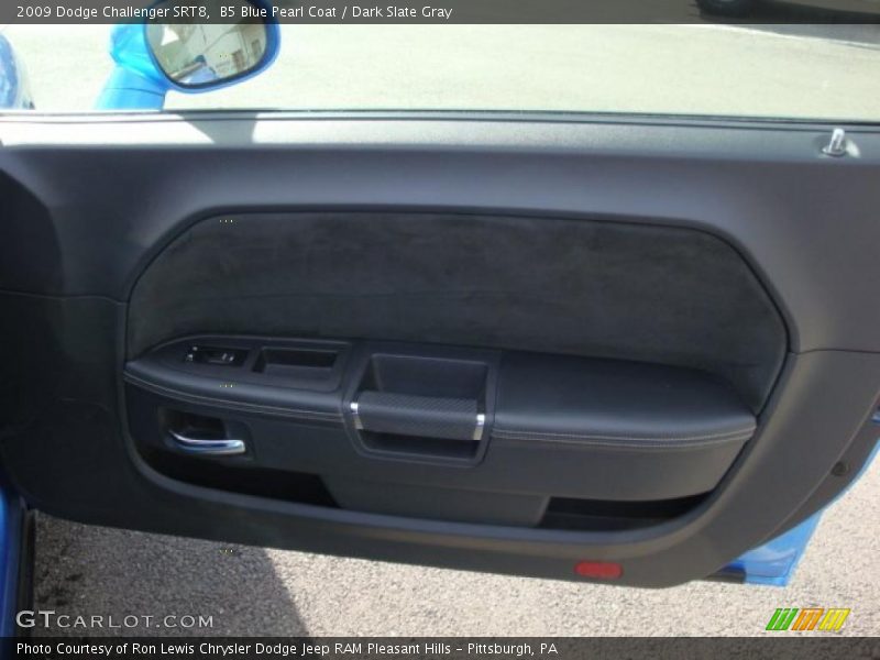 B5 Blue Pearl Coat / Dark Slate Gray 2009 Dodge Challenger SRT8