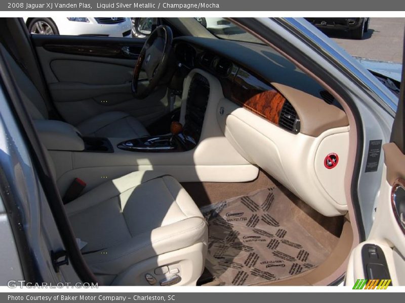 Liquid Silver Metallic / Champagne/Mocha 2008 Jaguar XJ Vanden Plas