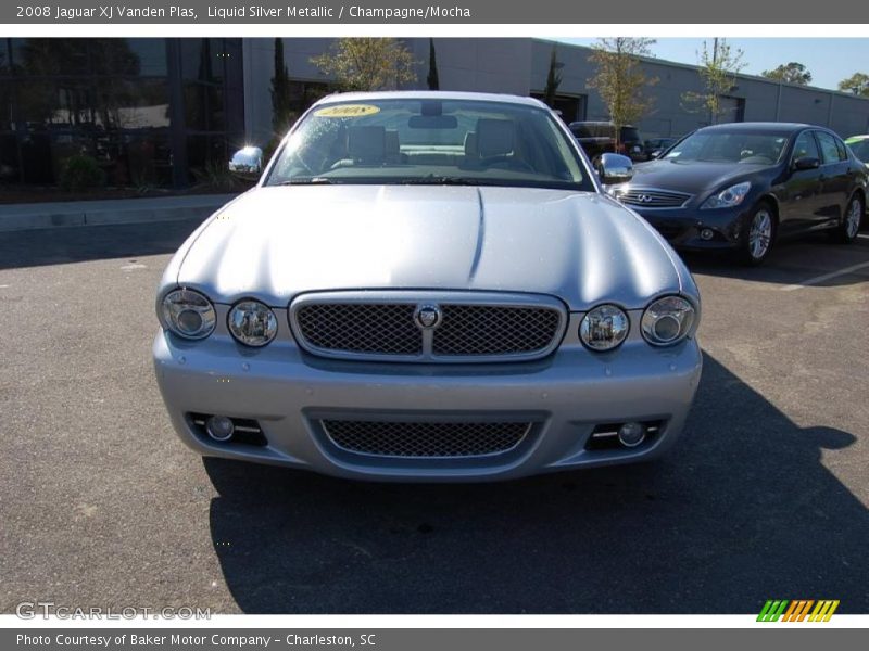Liquid Silver Metallic / Champagne/Mocha 2008 Jaguar XJ Vanden Plas