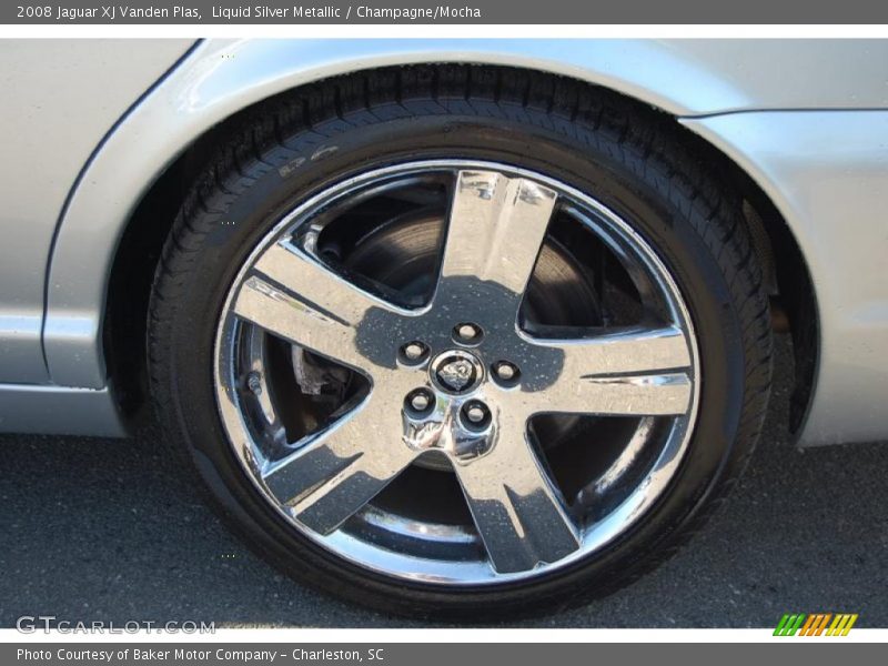 Liquid Silver Metallic / Champagne/Mocha 2008 Jaguar XJ Vanden Plas