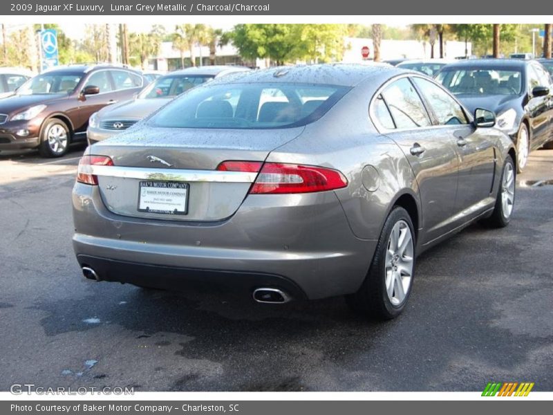 Lunar Grey Metallic / Charcoal/Charcoal 2009 Jaguar XF Luxury