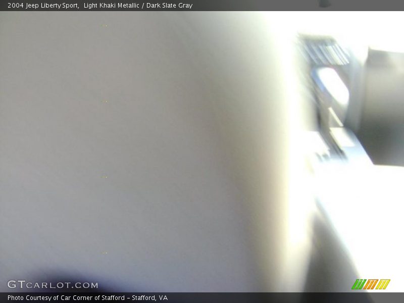 Light Khaki Metallic / Dark Slate Gray 2004 Jeep Liberty Sport