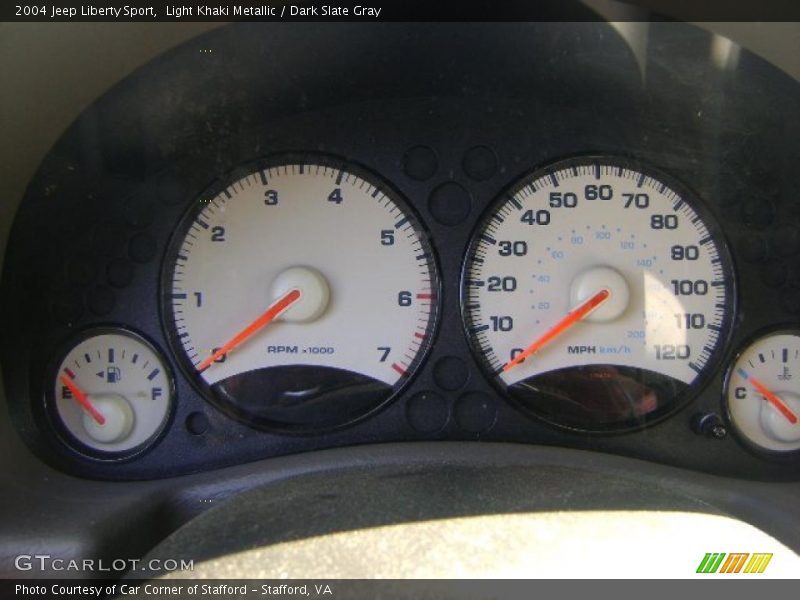 Light Khaki Metallic / Dark Slate Gray 2004 Jeep Liberty Sport