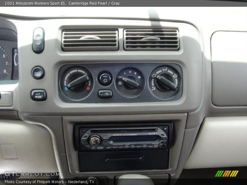 Cambridge Red Pearl / Gray 2001 Mitsubishi Montero Sport ES