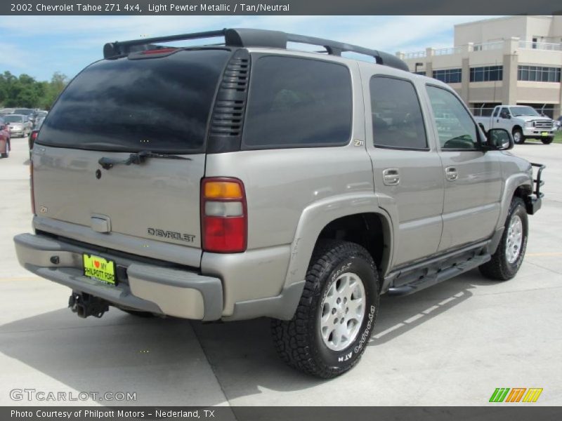 Light Pewter Metallic / Tan/Neutral 2002 Chevrolet Tahoe Z71 4x4