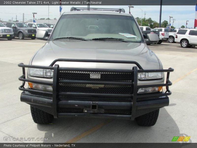 Light Pewter Metallic / Tan/Neutral 2002 Chevrolet Tahoe Z71 4x4