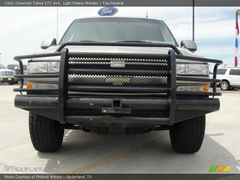 Light Pewter Metallic / Tan/Neutral 2002 Chevrolet Tahoe Z71 4x4