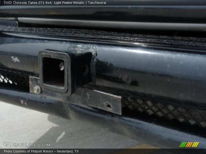 Light Pewter Metallic / Tan/Neutral 2002 Chevrolet Tahoe Z71 4x4