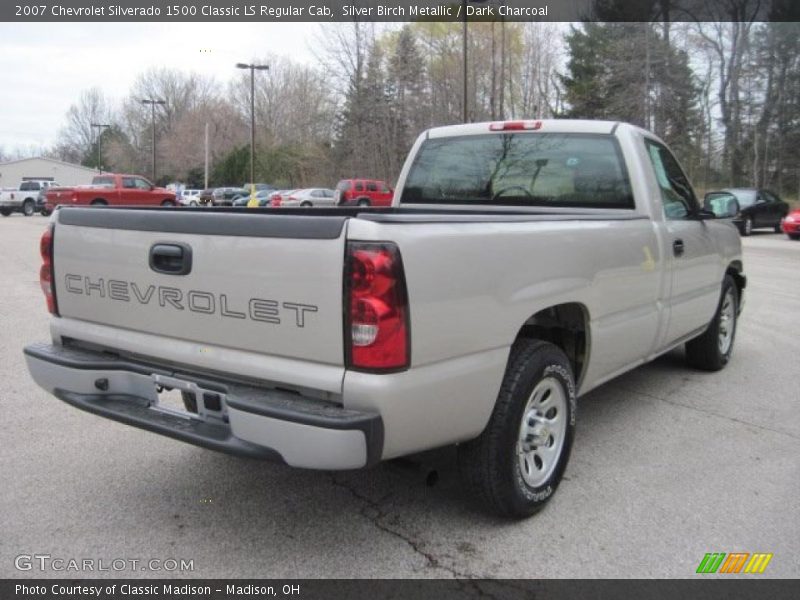 Silver Birch Metallic / Dark Charcoal 2007 Chevrolet Silverado 1500 Classic LS Regular Cab