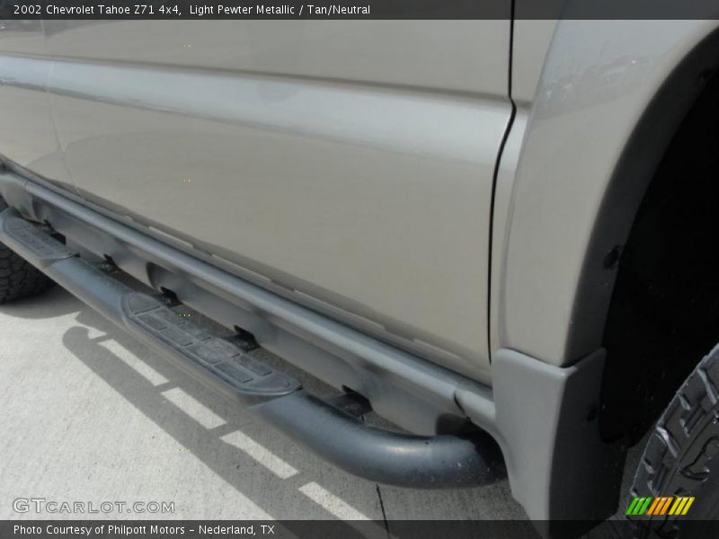 Light Pewter Metallic / Tan/Neutral 2002 Chevrolet Tahoe Z71 4x4