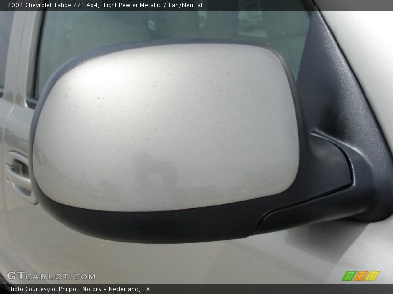 Light Pewter Metallic / Tan/Neutral 2002 Chevrolet Tahoe Z71 4x4