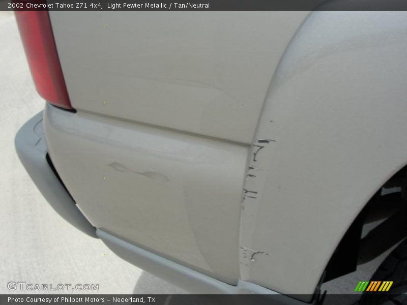 Light Pewter Metallic / Tan/Neutral 2002 Chevrolet Tahoe Z71 4x4