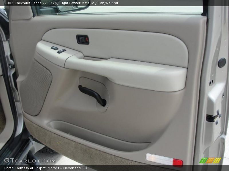 Light Pewter Metallic / Tan/Neutral 2002 Chevrolet Tahoe Z71 4x4
