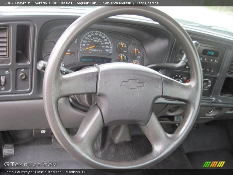 Silver Birch Metallic / Dark Charcoal 2007 Chevrolet Silverado 1500 Classic LS Regular Cab