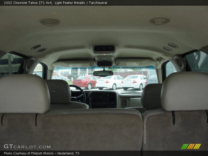 Light Pewter Metallic / Tan/Neutral 2002 Chevrolet Tahoe Z71 4x4