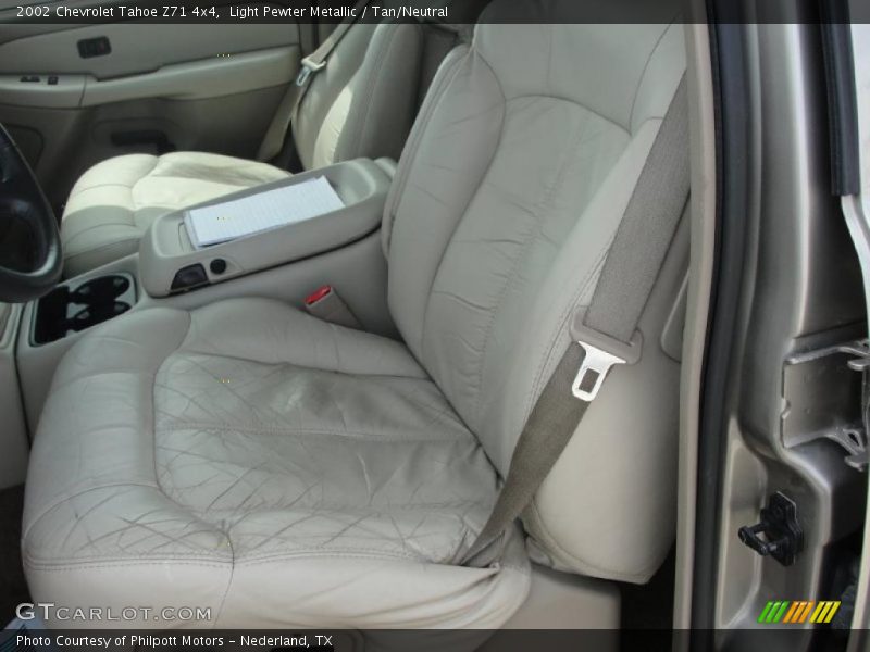 Light Pewter Metallic / Tan/Neutral 2002 Chevrolet Tahoe Z71 4x4