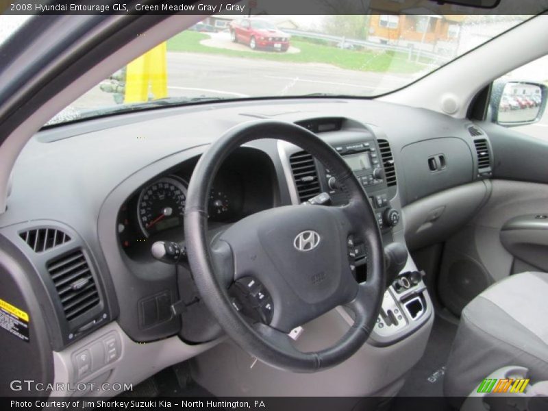 Green Meadow Gray / Gray 2008 Hyundai Entourage GLS