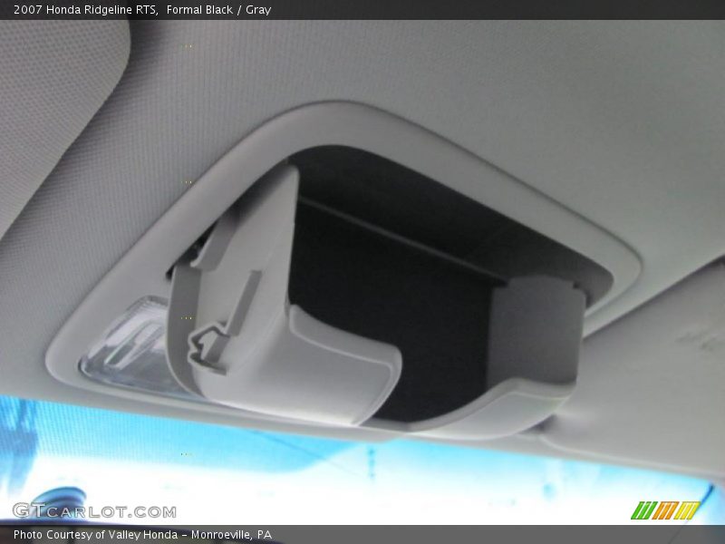 Formal Black / Gray 2007 Honda Ridgeline RTS