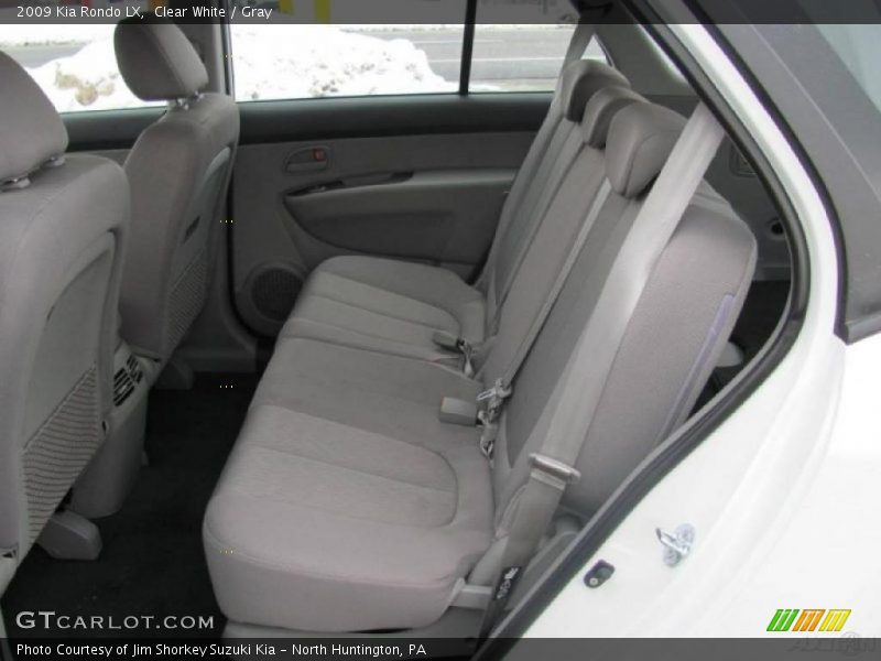 Clear White / Gray 2009 Kia Rondo LX